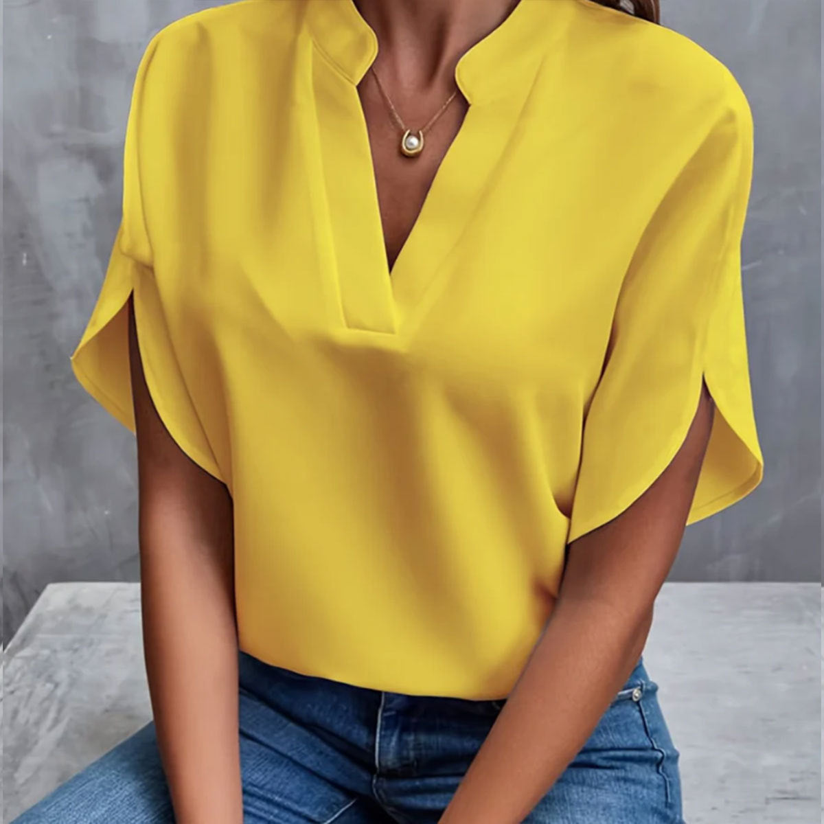 Womens Casual Solid Color V-Neck Loose Short Sleeve Blouse