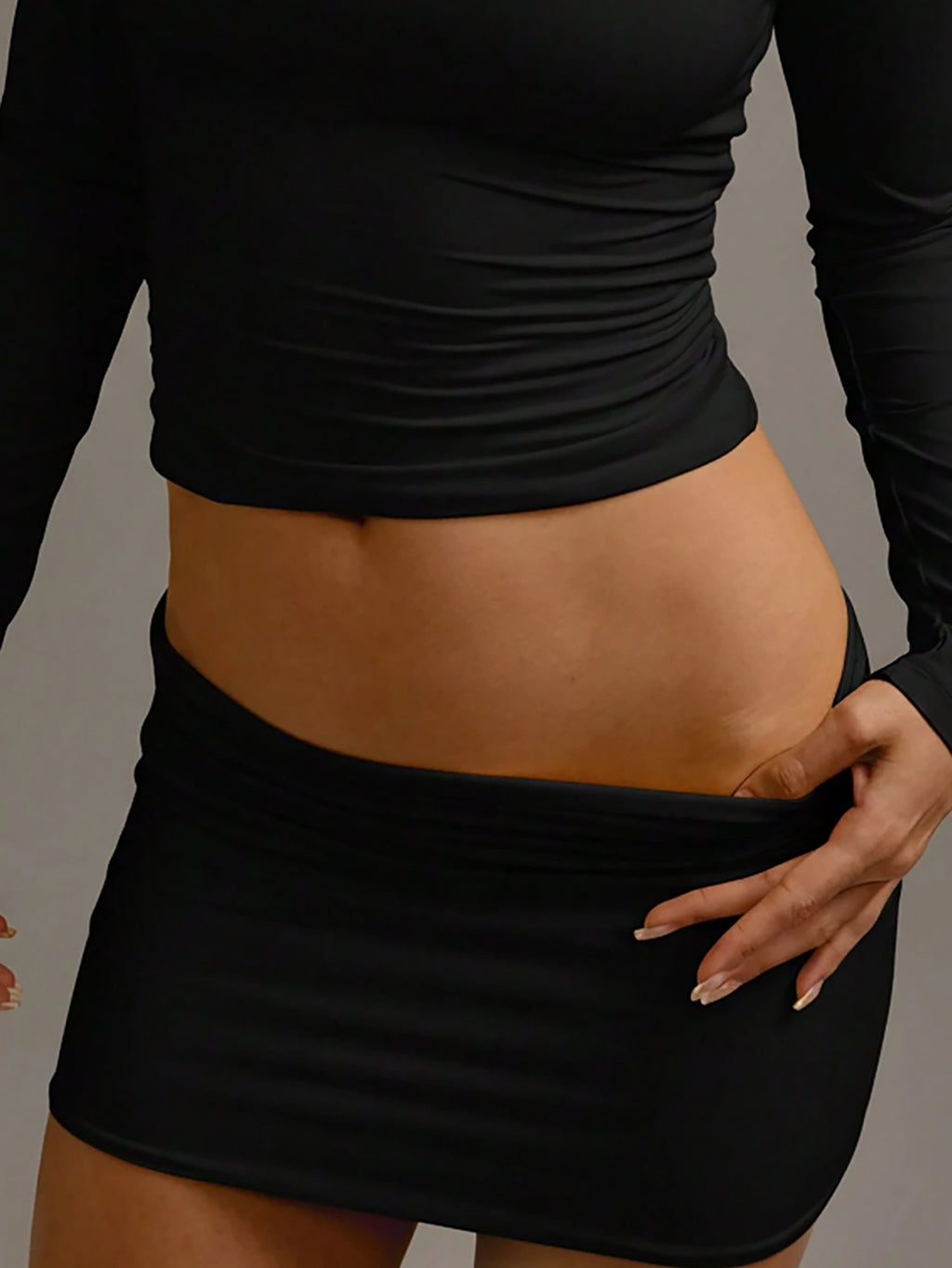 Low-Waist Tight-Fitting Short Skirt