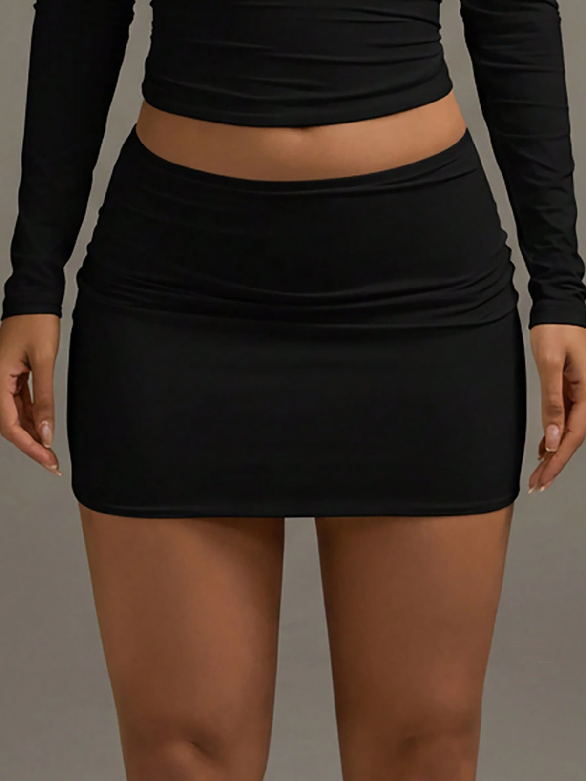 Low-Waist Tight-Fitting Short Skirt