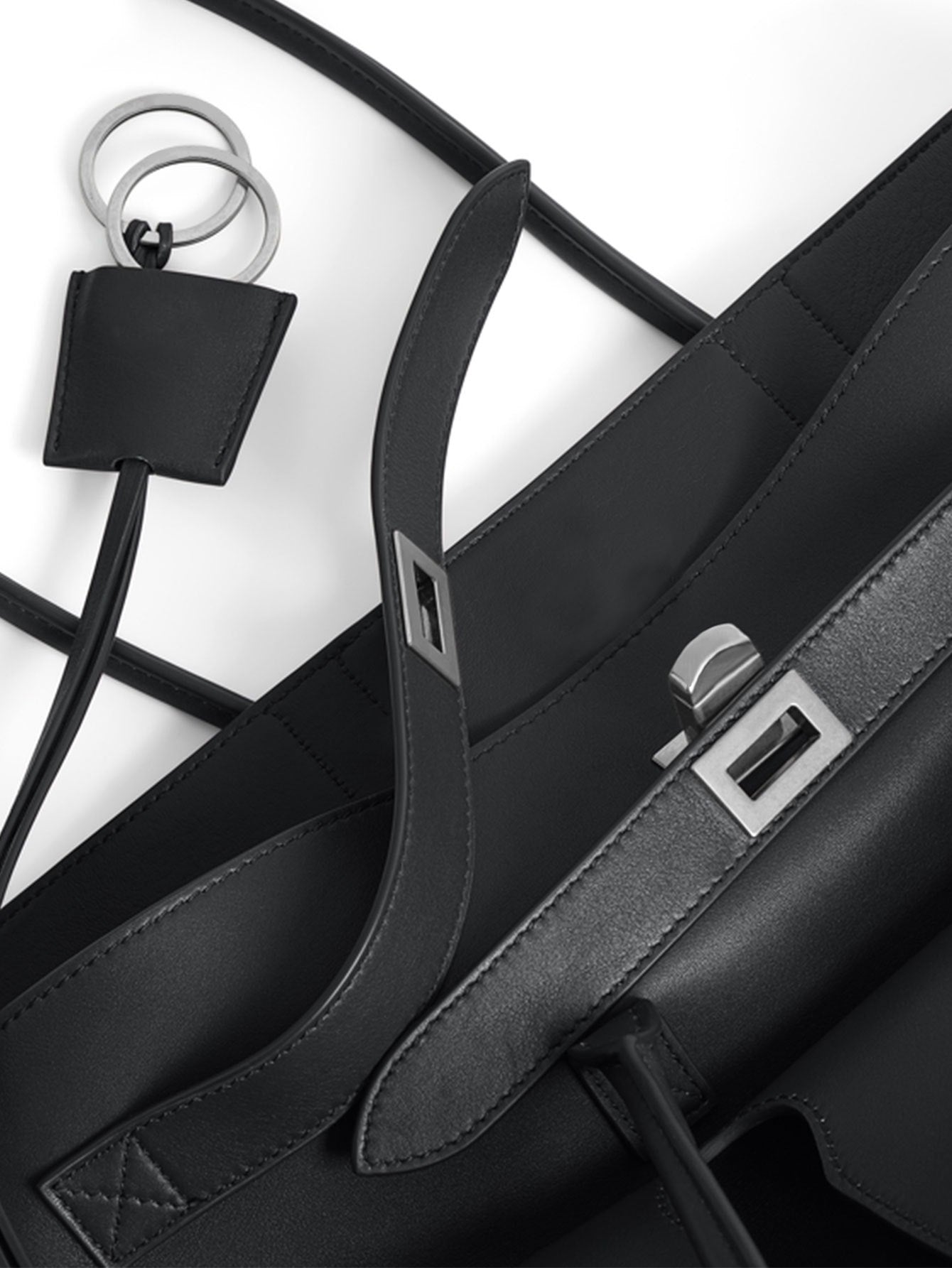 Fashionable Large Capacity Tote Bag