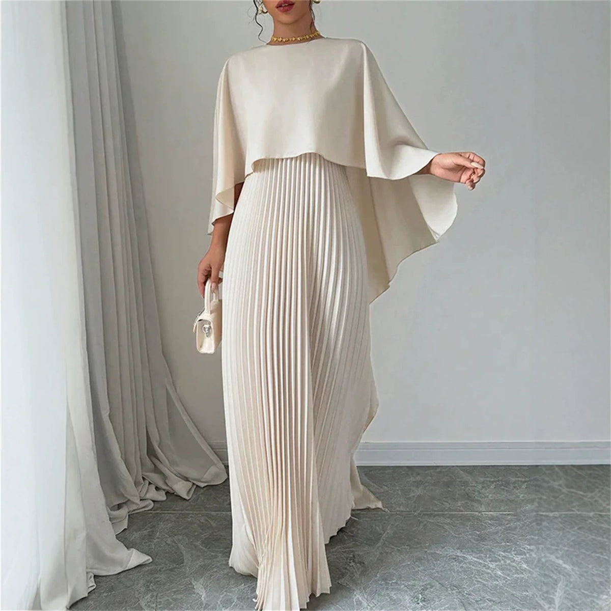 Elegant Batwing Sleeve Pleated Dress